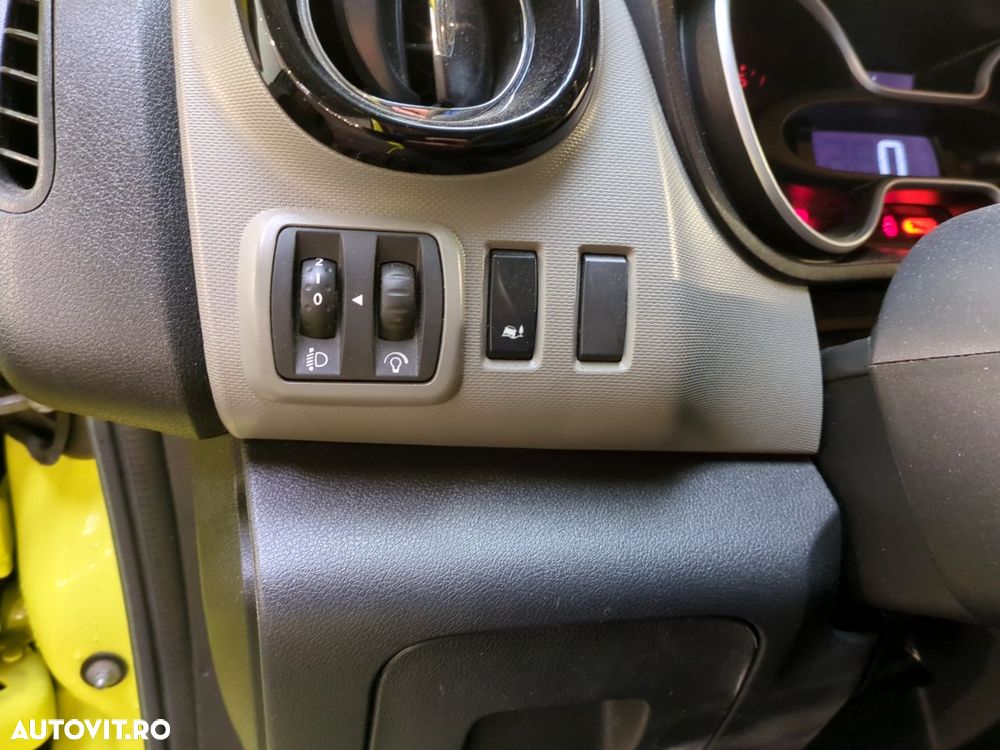 Renault Trafic - 15
