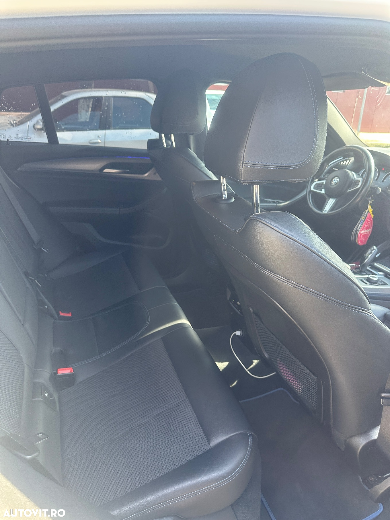 BMW X4 xDrive20d - 9