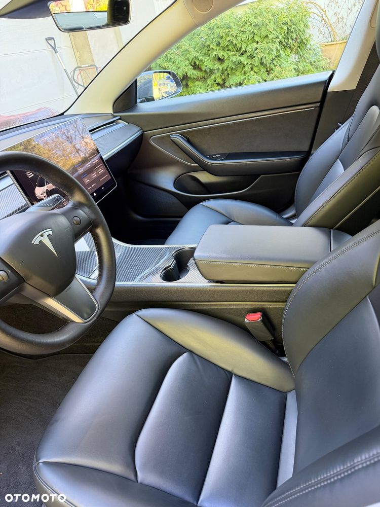 Tesla Model 3 Standard Range Plus - 17