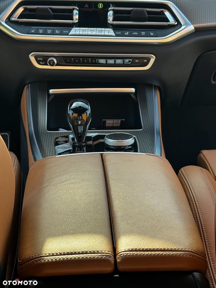 BMW X5 xDrive25d - 26