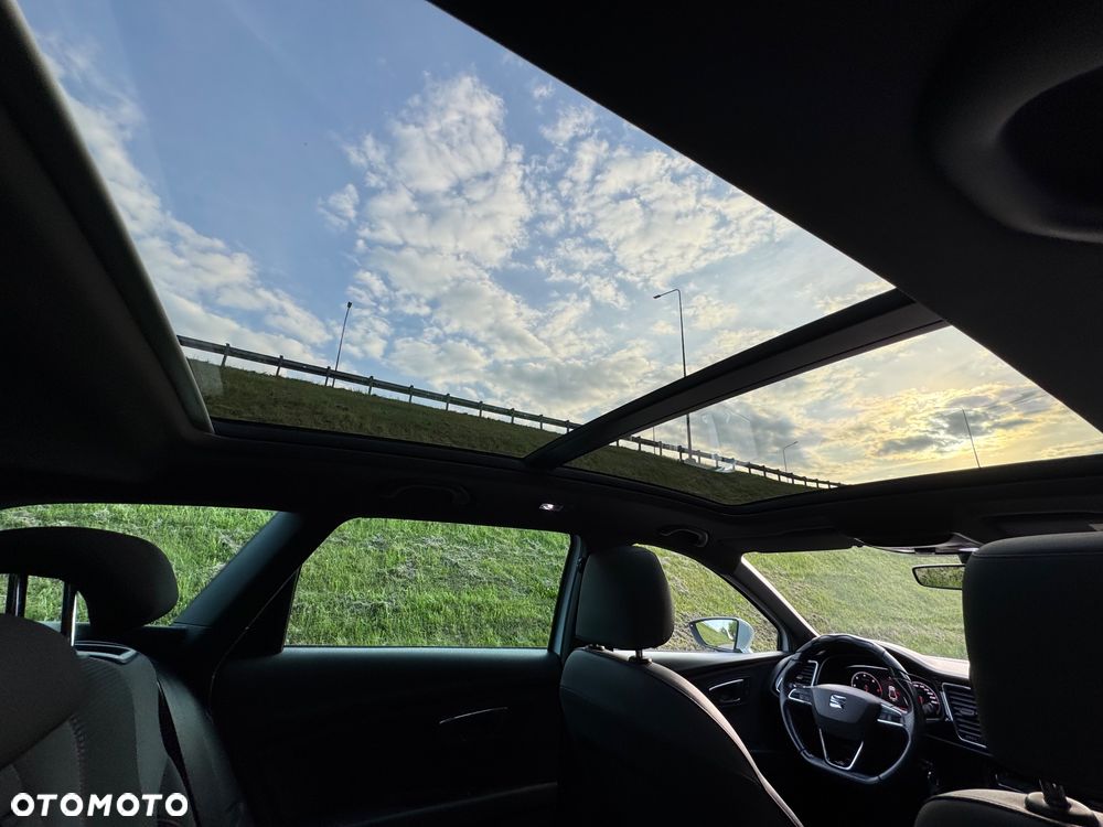 Seat Leon 2.0 TDI FR Black S&S - 31