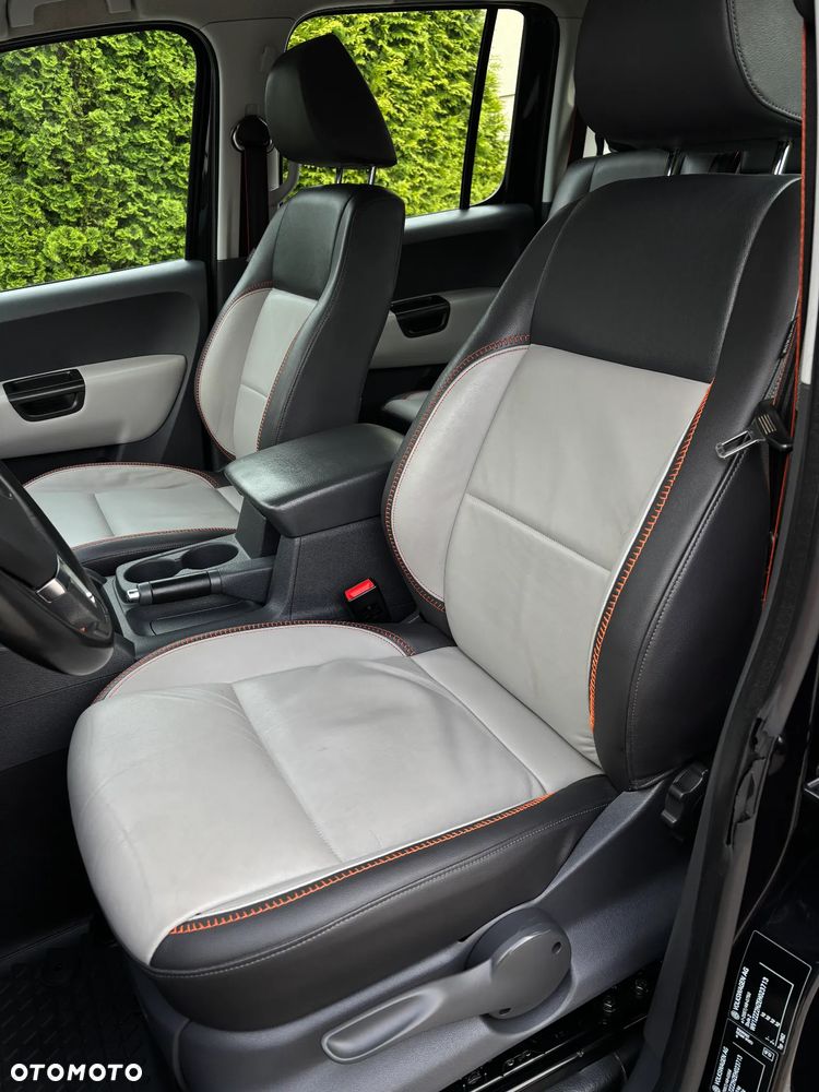Volkswagen Amarok 2.0 BiTDI Autm Canyon - 17
