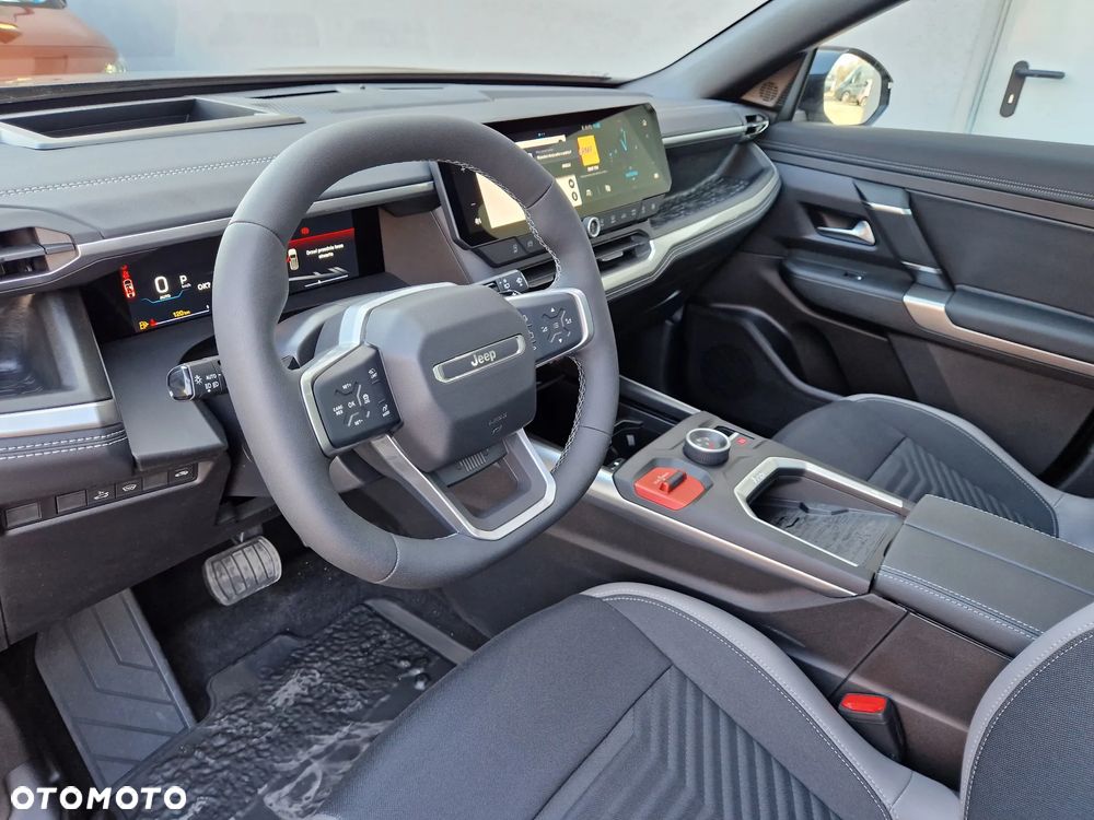 Jeep Compass 1.2 T3 mHEV First Edition FWD DCT - 13