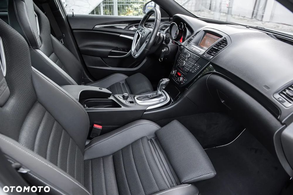 Opel Insignia 2.8 V6 Turbo 4x4 Automatik OPC - 32