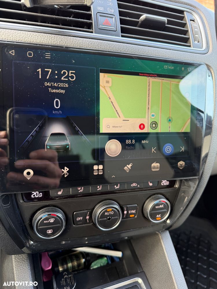 Volkswagen Jetta 2.0 TDI Comfortline - 2