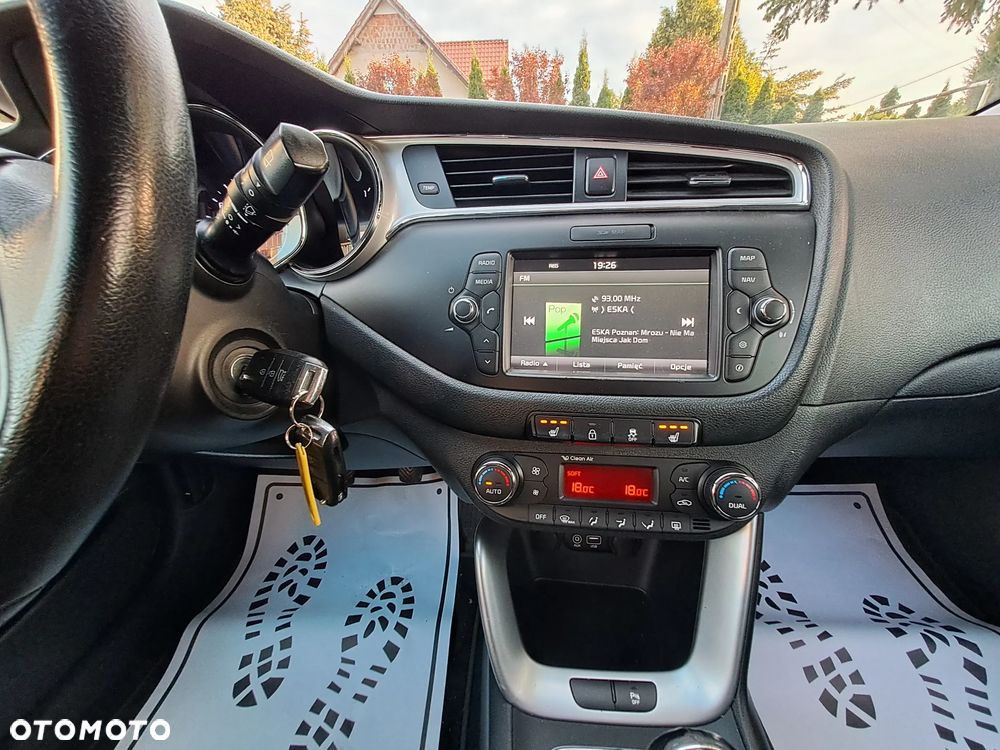 Kia Ceed - 14