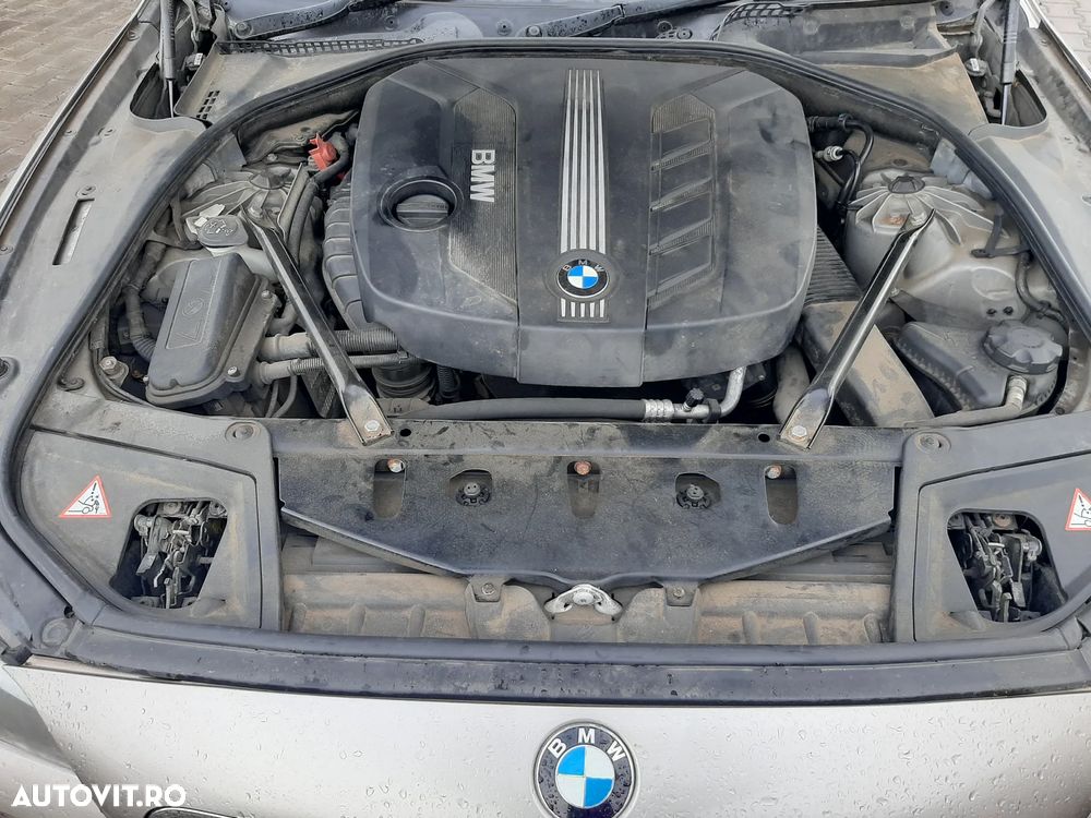 DEZMEMBRAM BMW F10 520 D MANUAL - 11