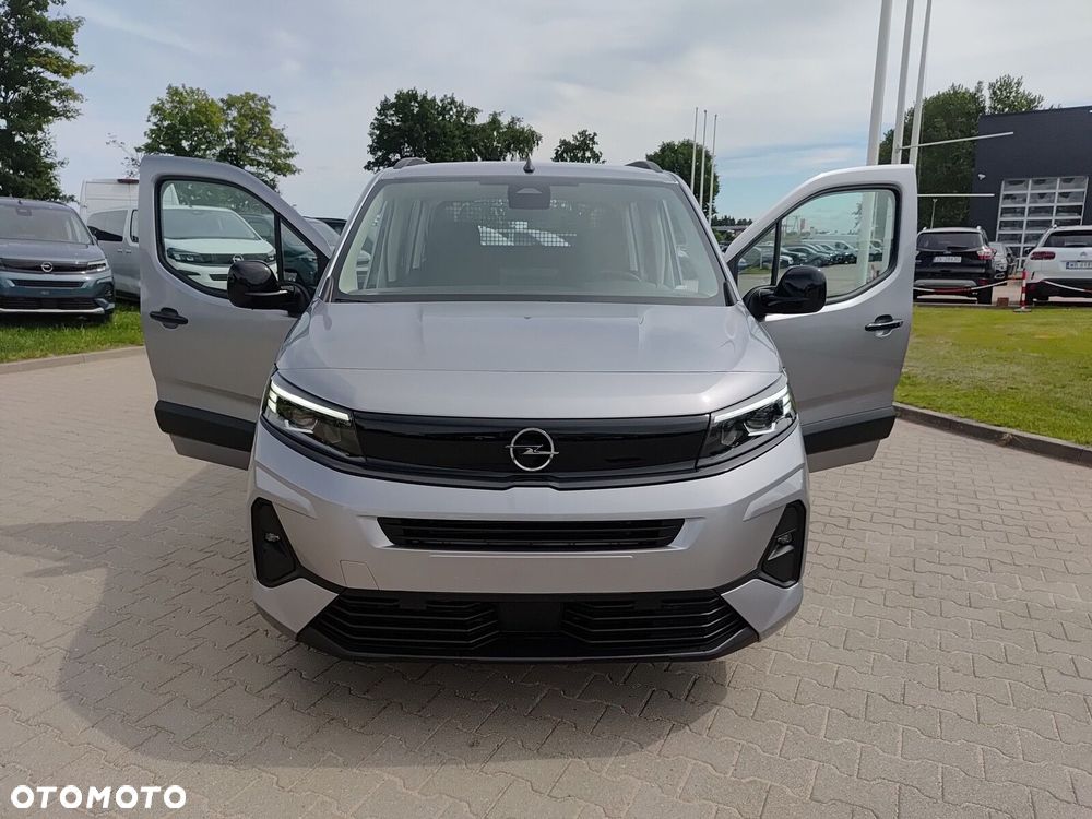 Opel Combo L2 EAT8 (bryg.) - 31