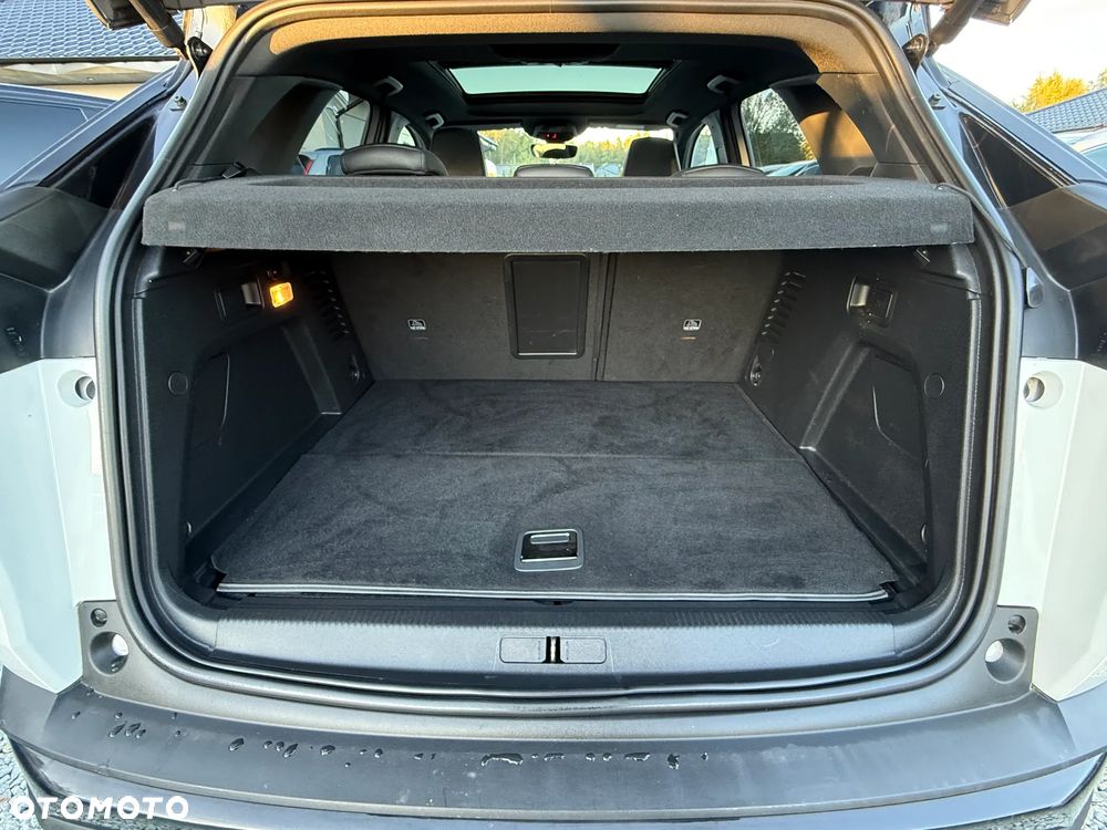 Peugeot 3008 Hybrid 225 e-EAT8 GT Pack - 30