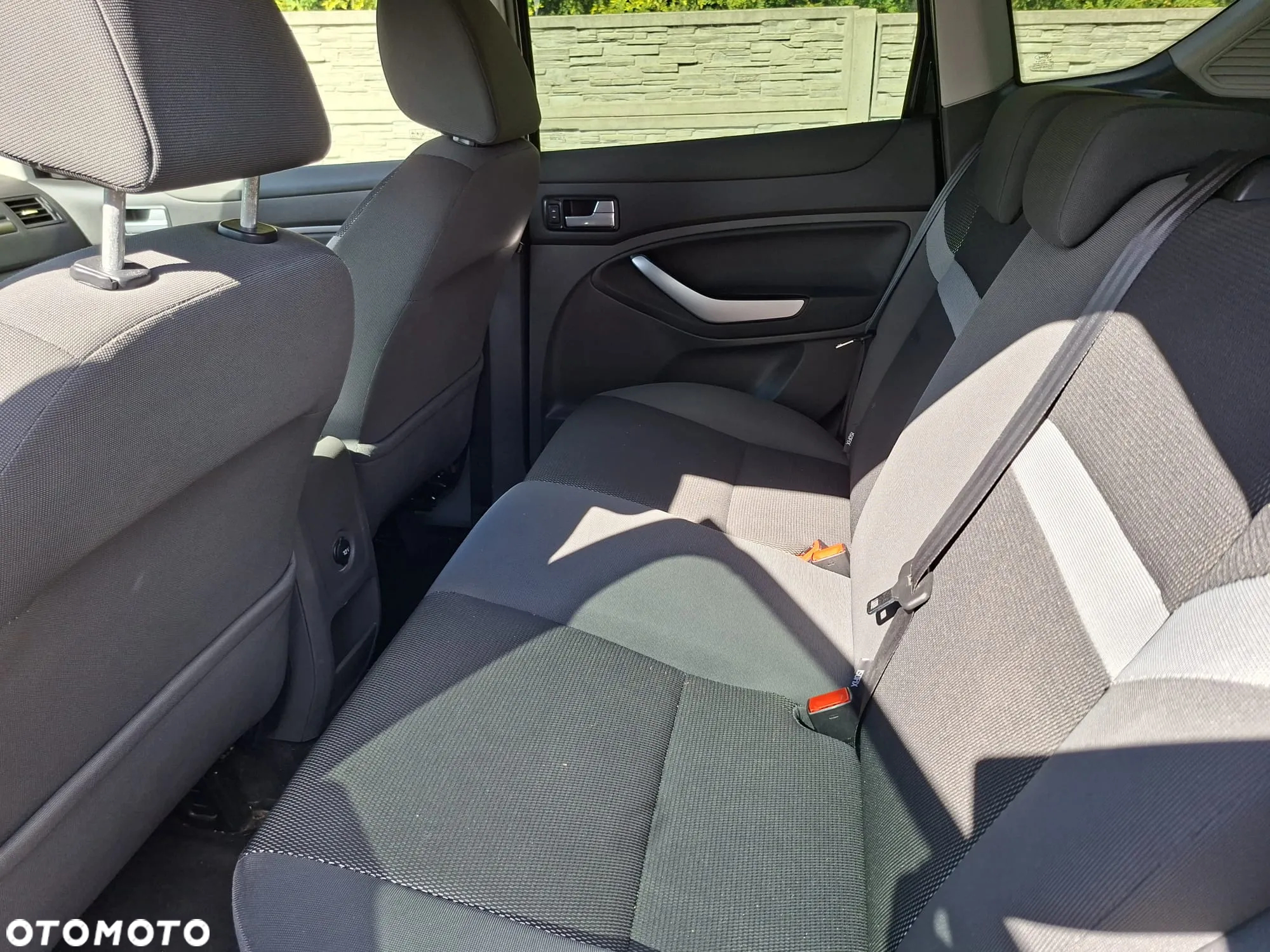Ford Kuga 2.0 TDCi FWD Trend - 13