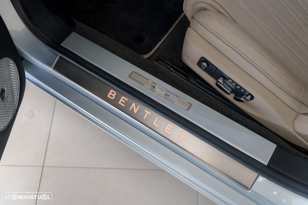 Bentley Continental Cabrio GT V8 Azure - 28