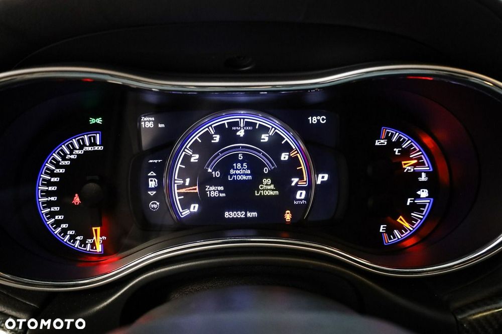 Jeep Grand Cherokee - 21