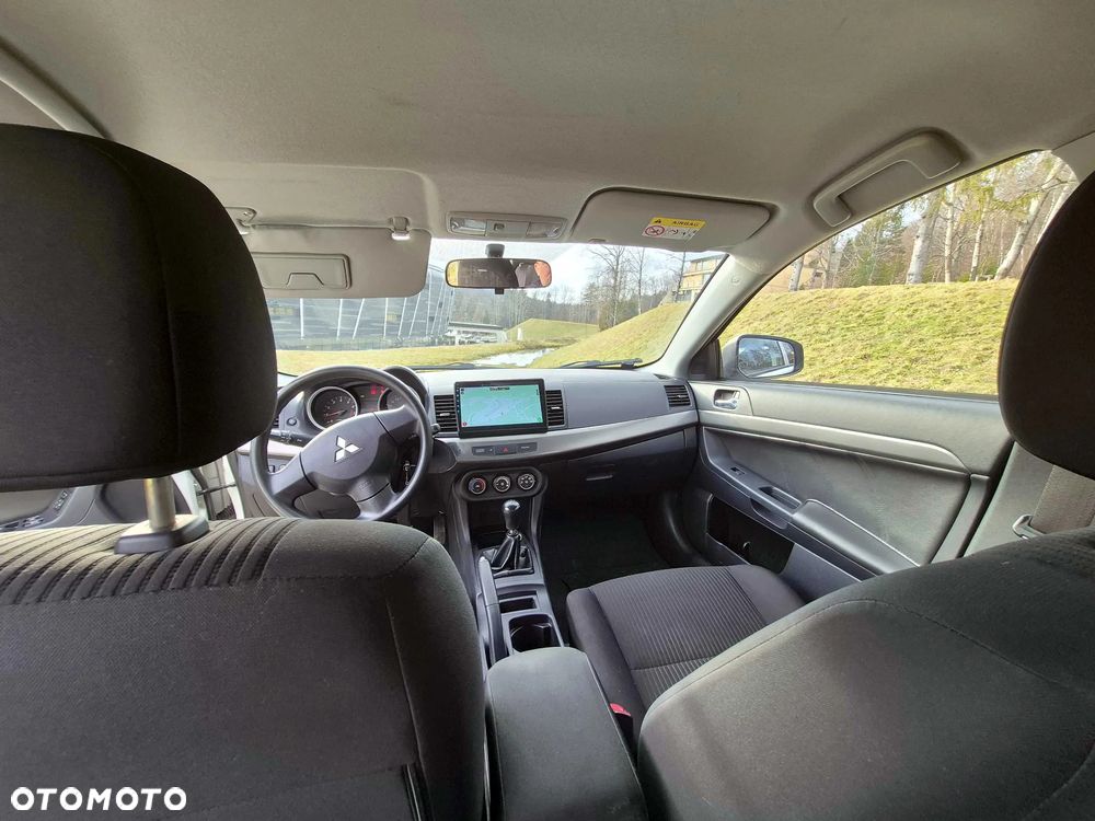 Mitsubishi Lancer 1.6 Inform - 5