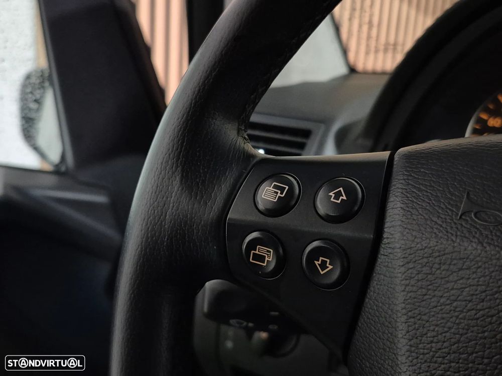 Mercedes-Benz A 150 Elegance Automatic - 18