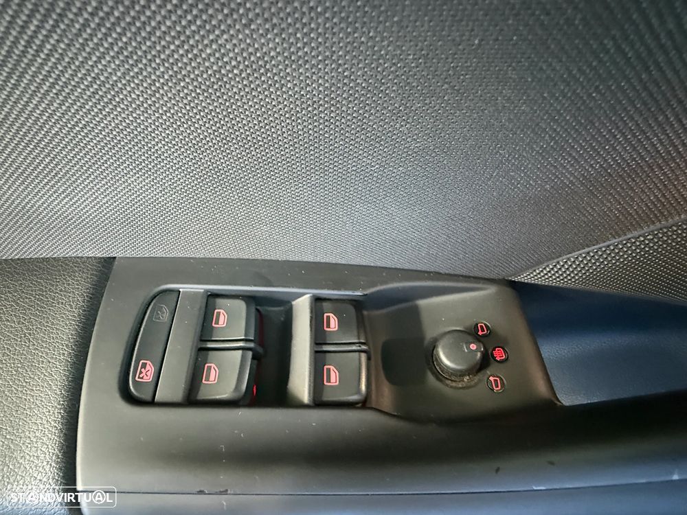 Audi Q3 2.0 TDI quattro S tronic - 25