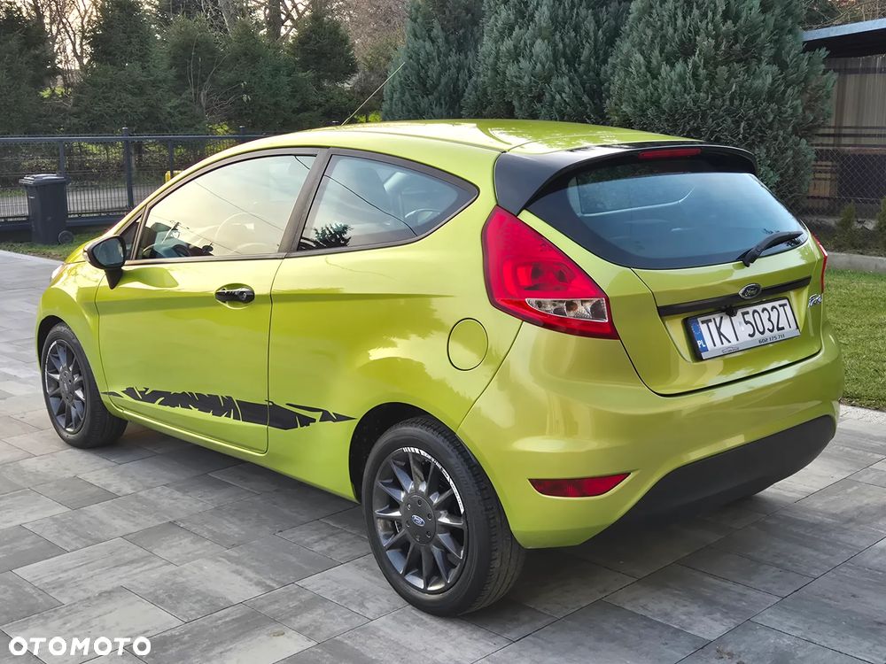 Ford Fiesta 1.25 Champions Edition - 10