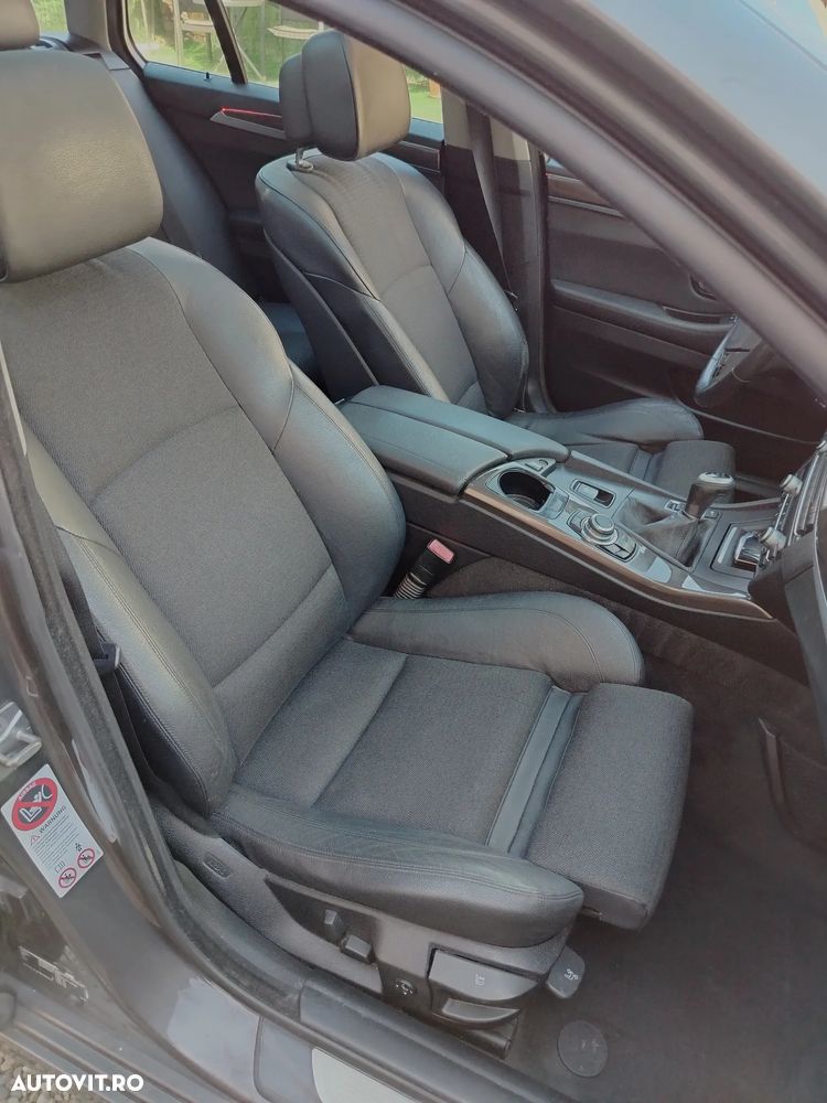 BMW Seria 5 520d - 5
