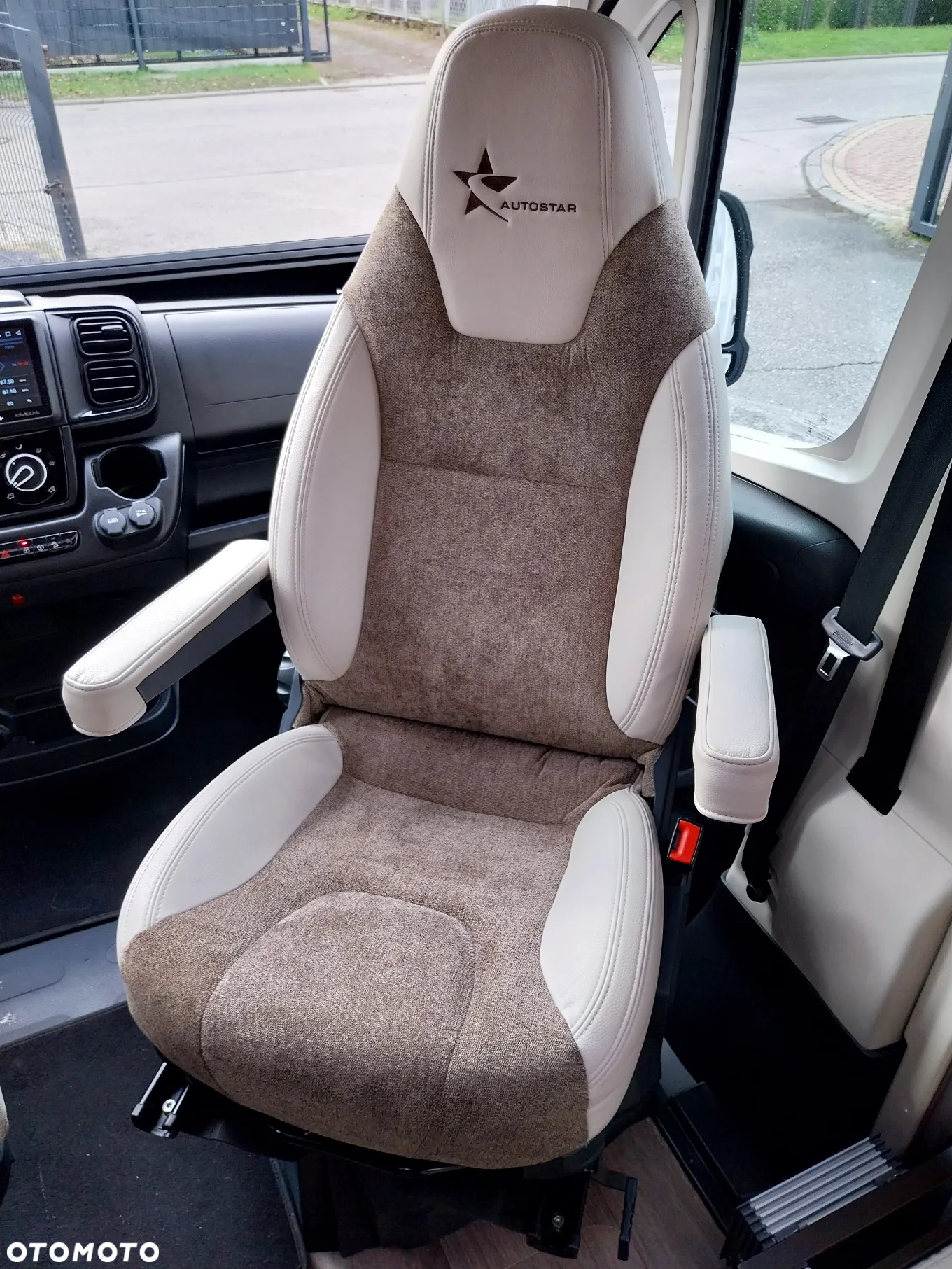 Fiat KAMPER AUTOSTAR P680LJ PERFORMANCE DUCATO 2.2JTD 140KM AUTOMAT 2023 SALON POLSKA FV 23% - 17