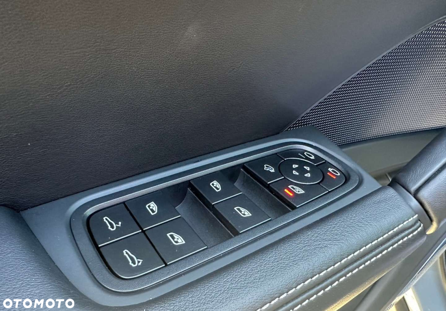 Porsche Cayenne - 19