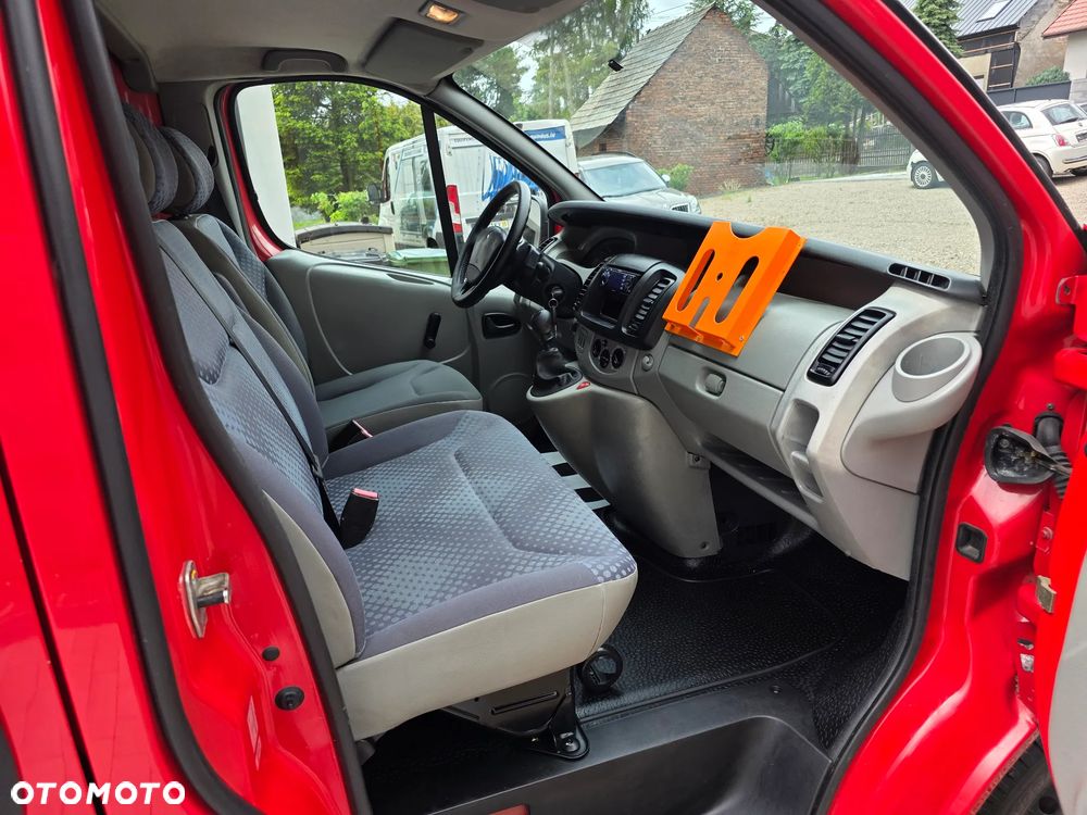 Renault Trafic - 15