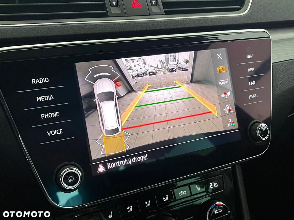 Skoda Superb 2.0 TSI DSG Style - 33