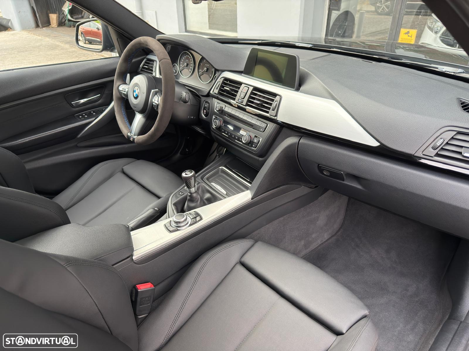 BMW 320 d Pack M - 17