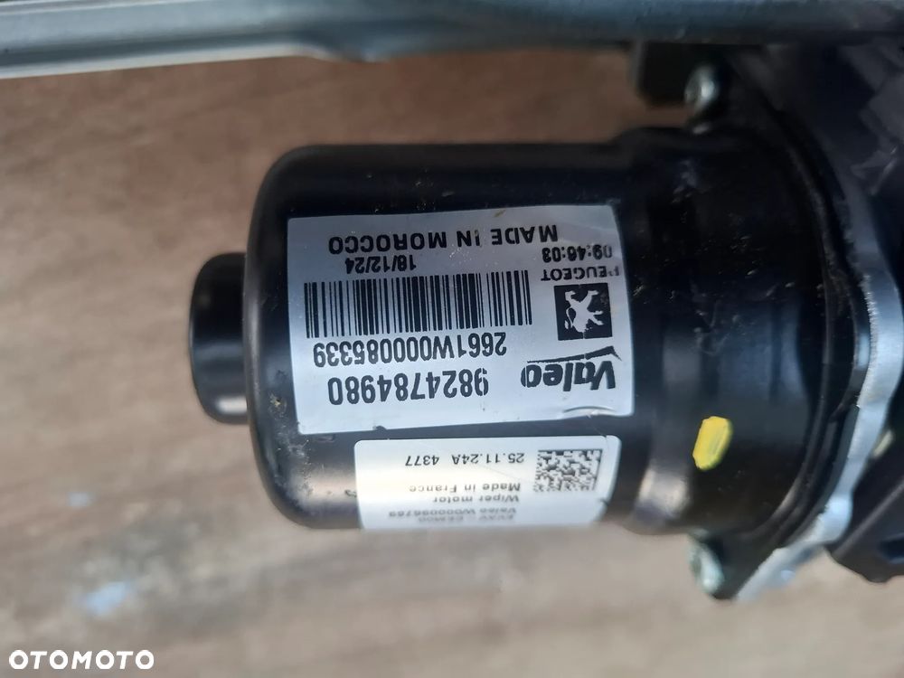 Peugeot 208 II lift 25r mechanizm wycieraczek 9824784980 - 3