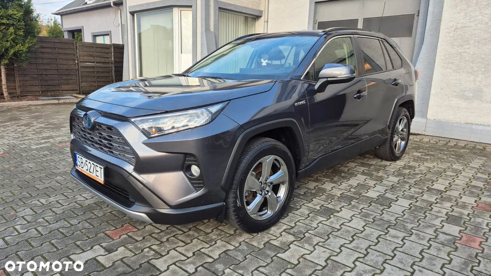 Toyota RAV4 - 1