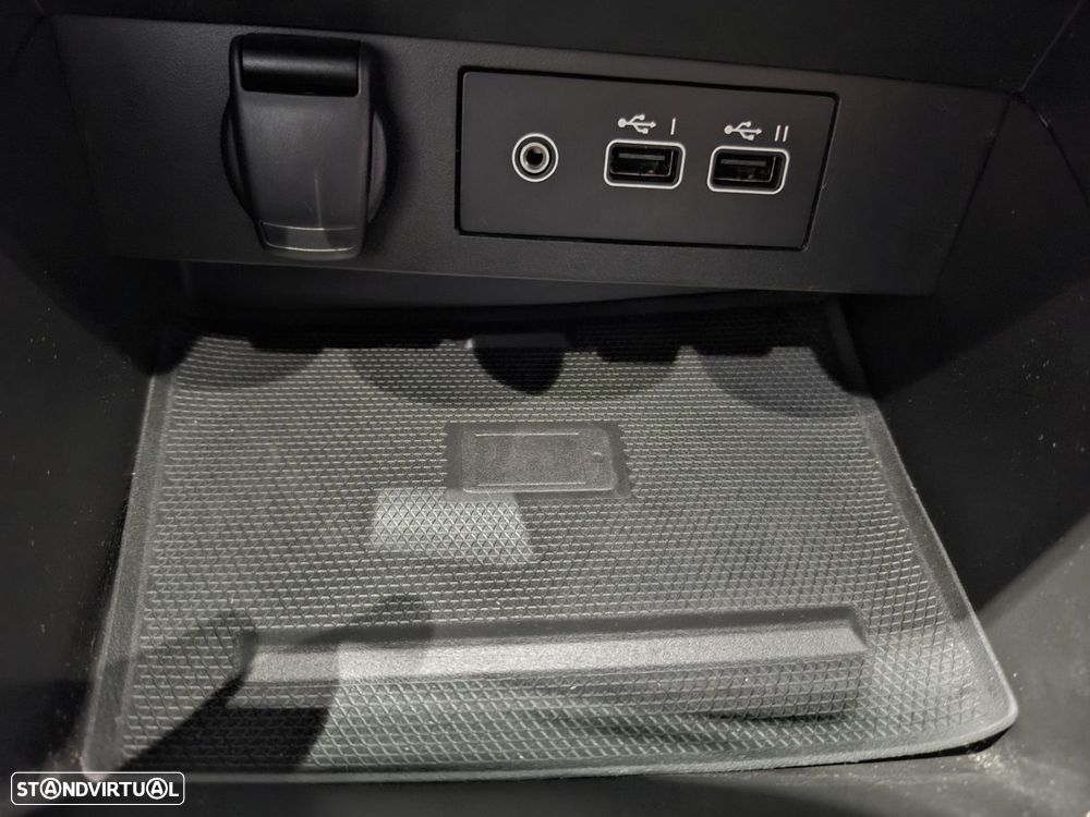 Renault Clio 1.0 TCe Techno - 25