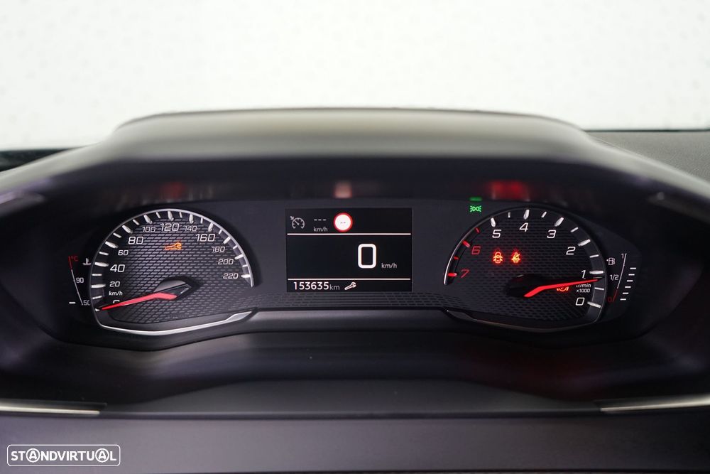 Peugeot 2008 1.2 PureTech Active - 26