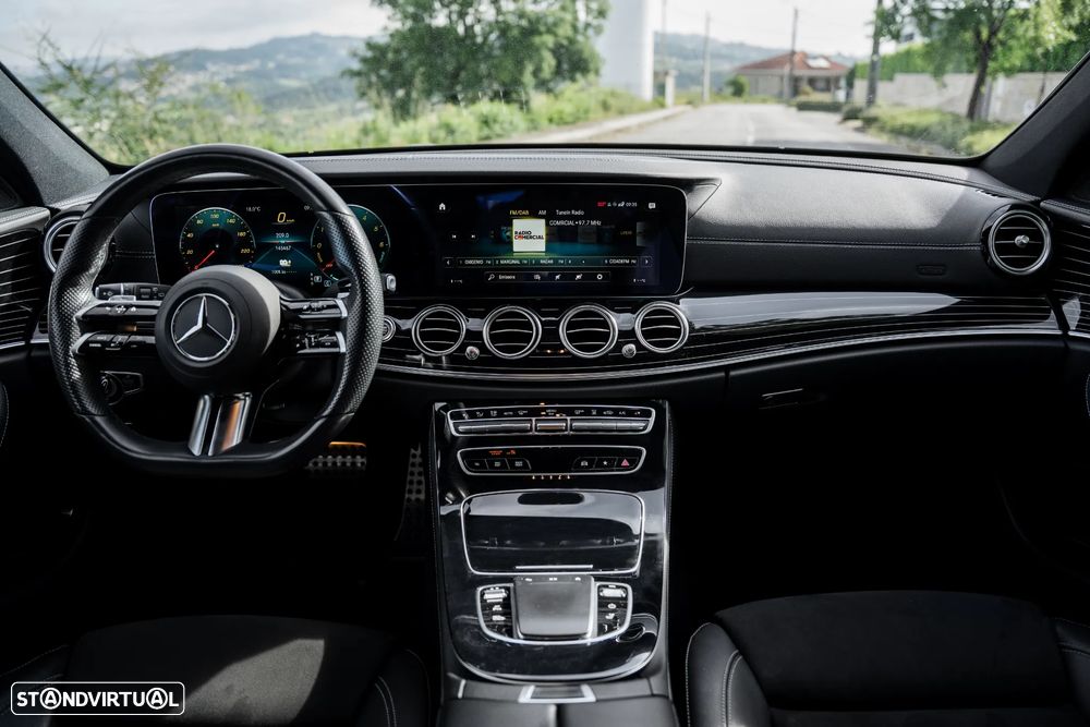 Mercedes-Benz E 300 de AMG Line - 25