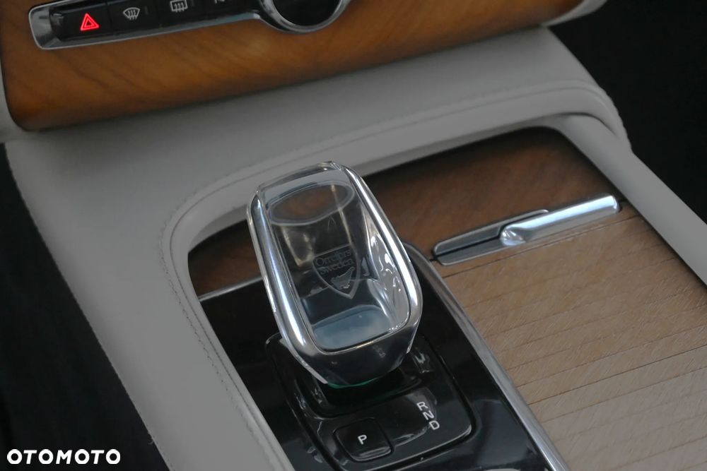 Volvo XC 90 B5 D AWD Inscription 7os - 20