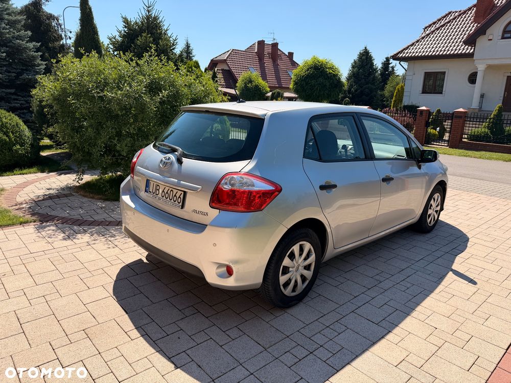 Toyota Auris 1.33 VVT-i Active - 8