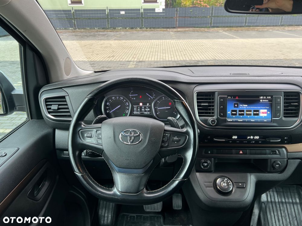 Toyota ProAce Kombi 2.0 D-4D Medium 2,8t - 22