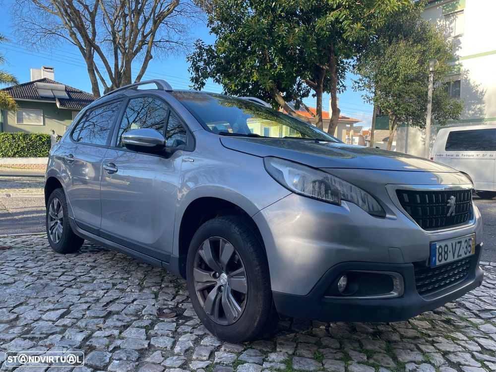 Peugeot 2008 1.2 PureTech Style - 4