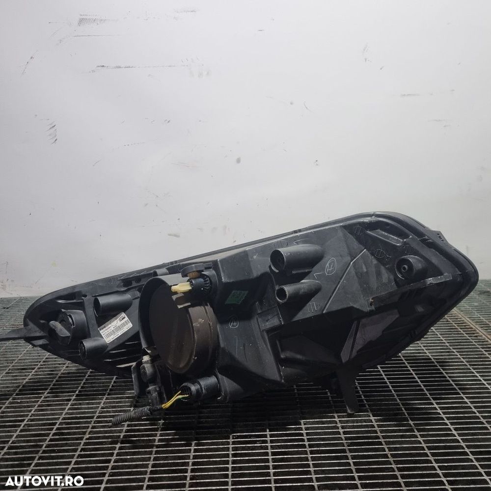 Far Stanga Ford EcoSport II 2013 - 2017 SUV 4 Usi (1389) Fara xenon - 3