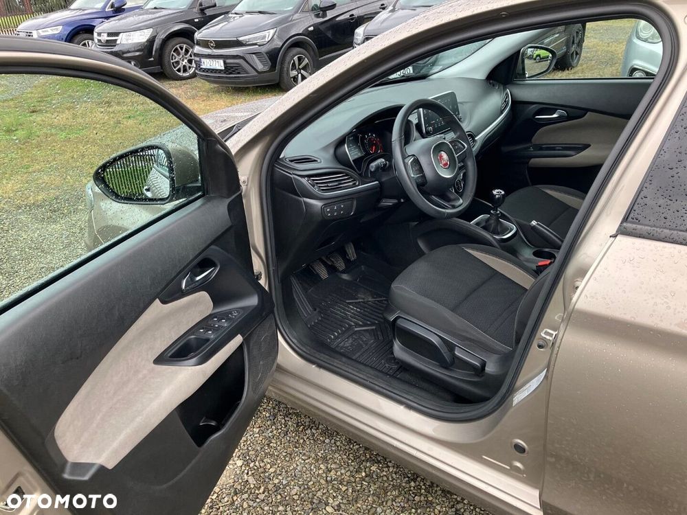 Fiat Tipo 1.4 16v Lounge EU6d - 23