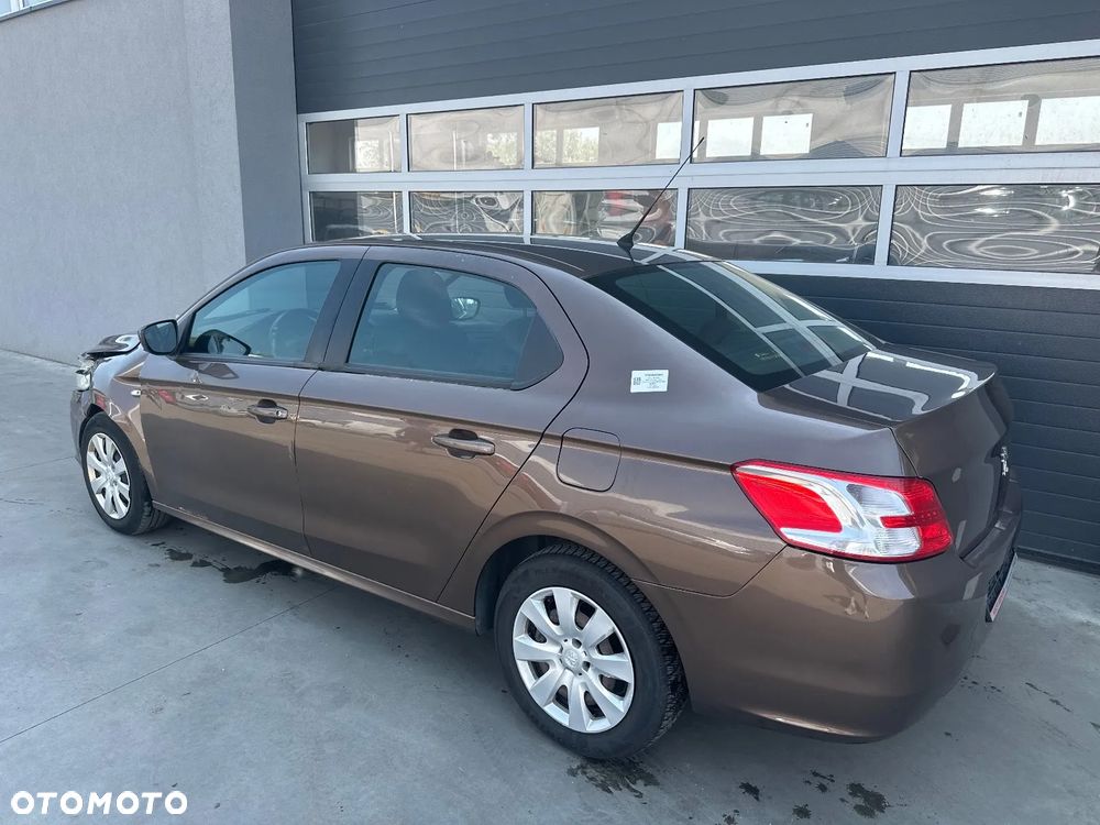 Peugeot 301 1.6 VTi Active - 8