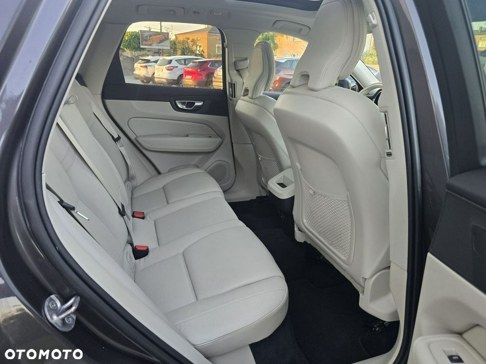 Volvo XC 60 - 15