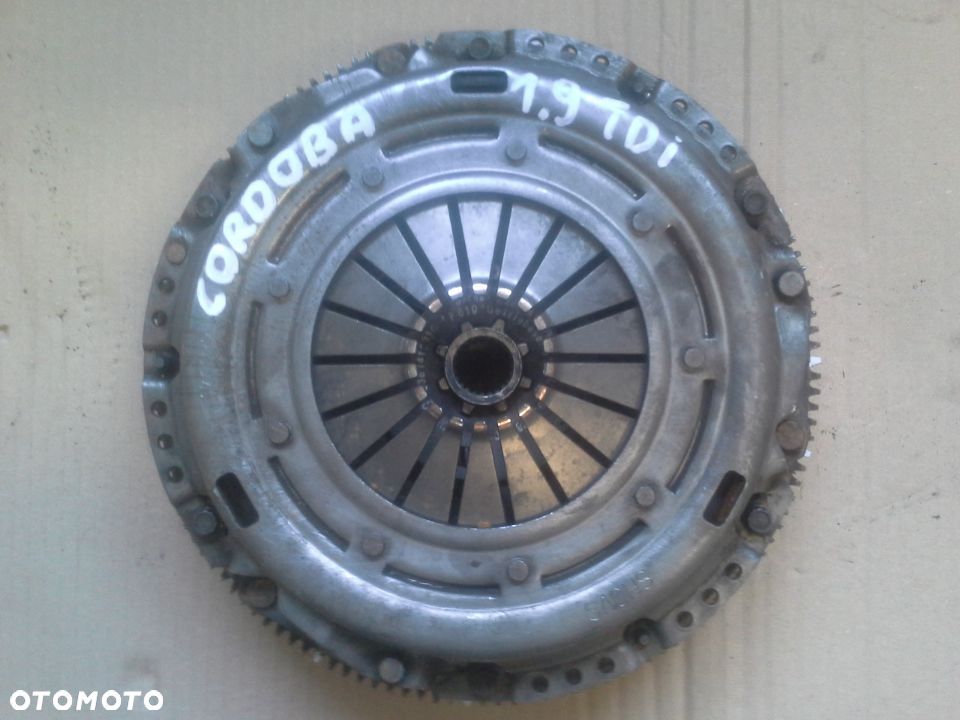 Audi Seat Skoda Volkswagen 1.9 TDi 131KM koło dwumasowe plus sprzęgło - 20