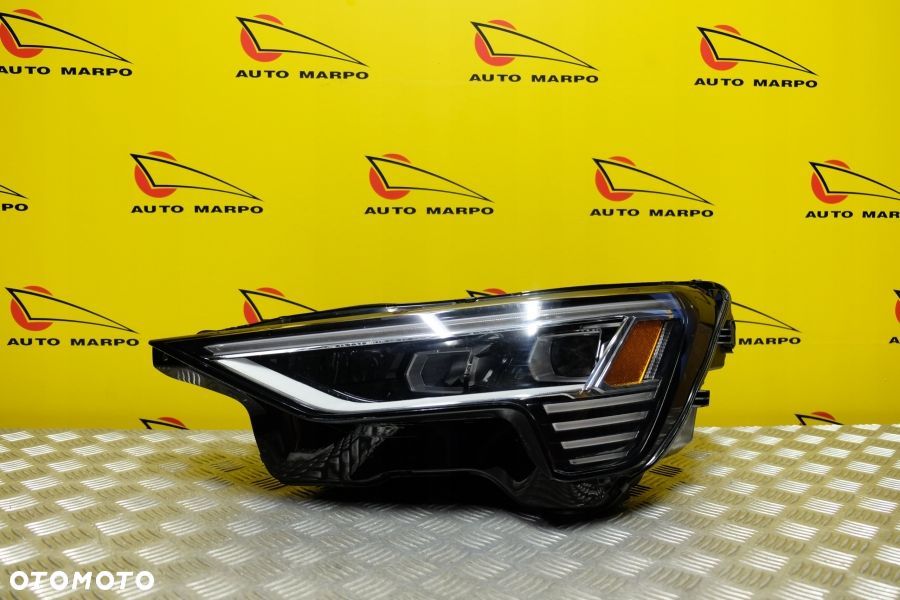 AUDI E-TRON 2018- REFLEKTOR LAMPA FULL LED L USA - 2