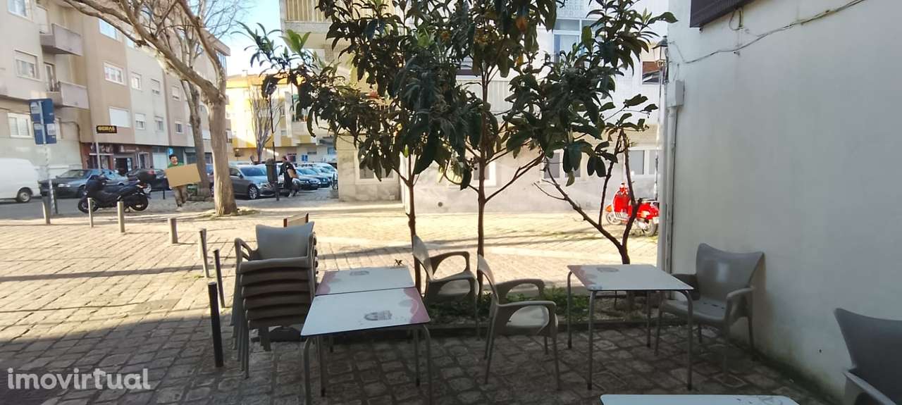 Espaço comercial à venda na Rua José Duarte Pedroso, 5 A - Grande imagem: 5/9