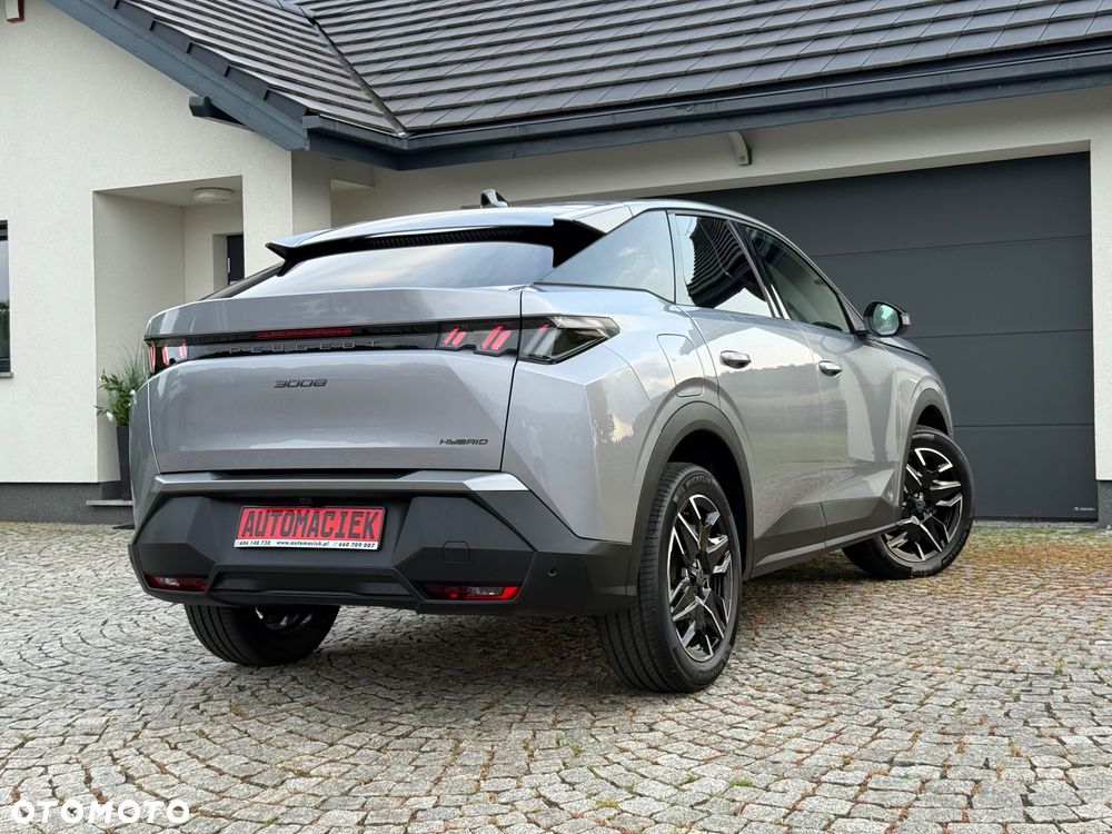 Peugeot 3008 1.2 PureTech mHEV Allure Pack S&S e-DCS6 - 8