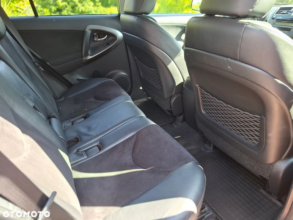 Toyota RAV4 2.0 4x4 Sol - 17
