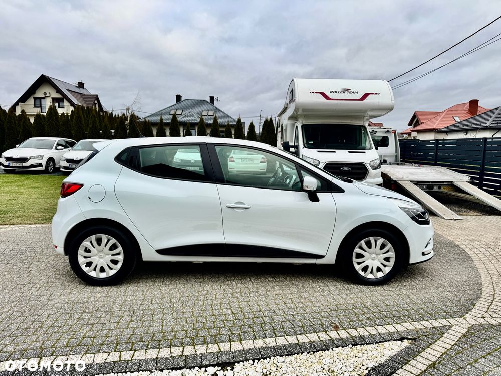 Renault Clio - 6