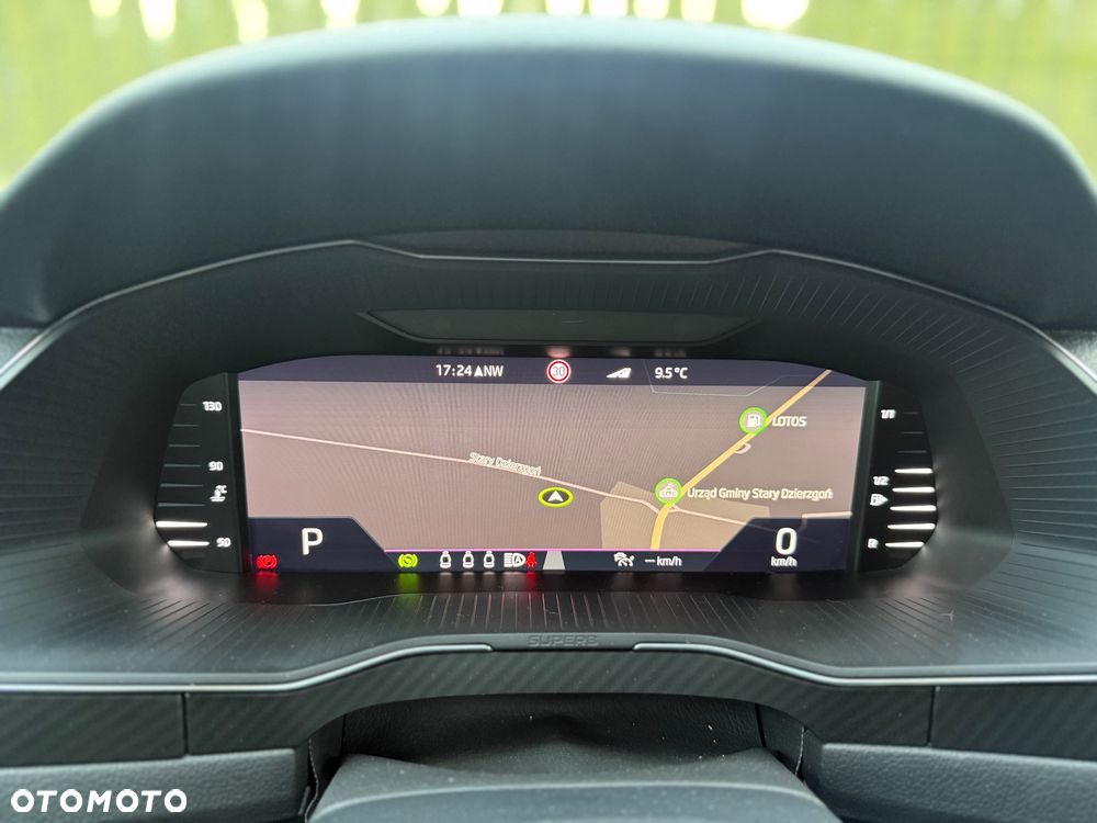 Skoda Superb 2.0 TDI Sportline DSG - 26