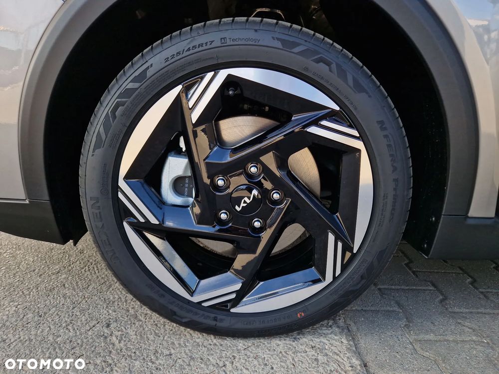 Kia K4 - 22