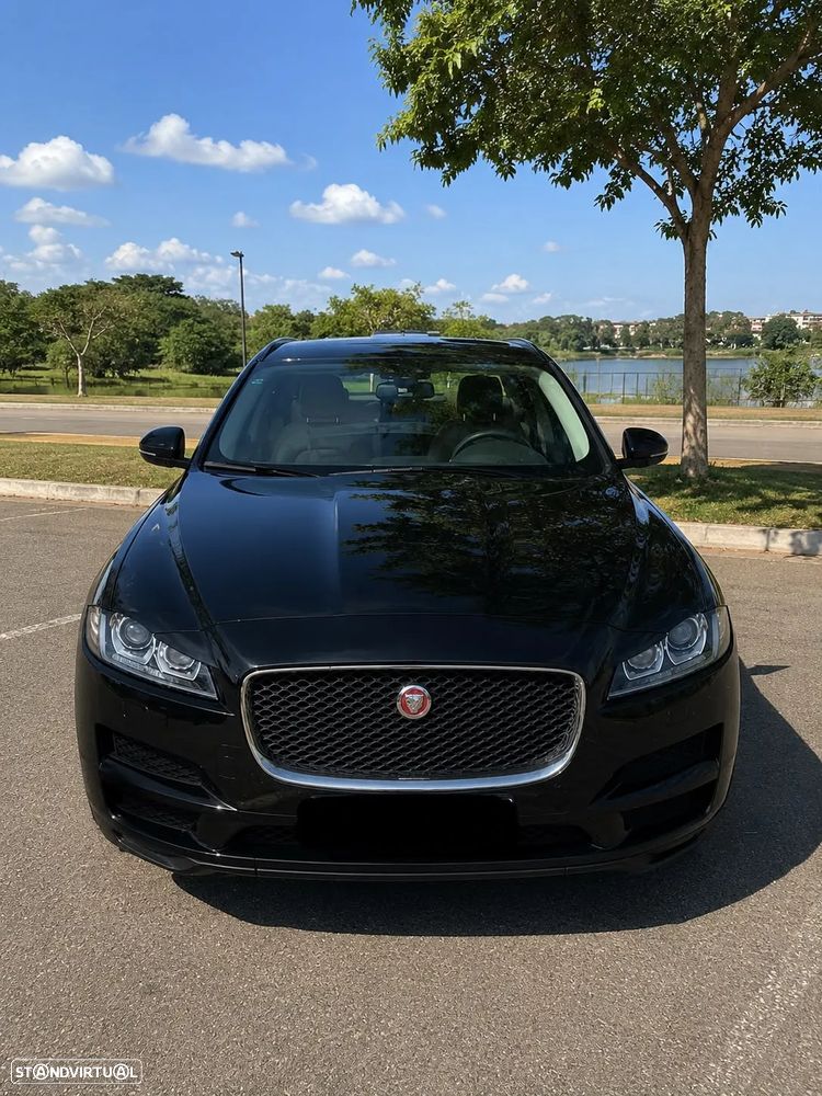 Jaguar F-Pace - 3