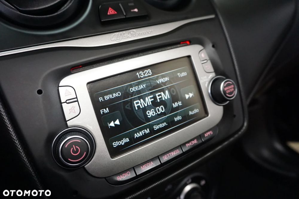 Alfa Romeo Mito 1.3 JTDM - 33
