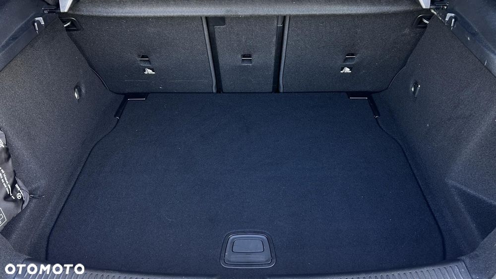 Mercedes-Benz Klasa A 220 4-Matic AMG Line 8G-DCT - 31